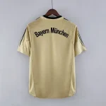 Bayern Munich 2004/05 Away Retro Jersey