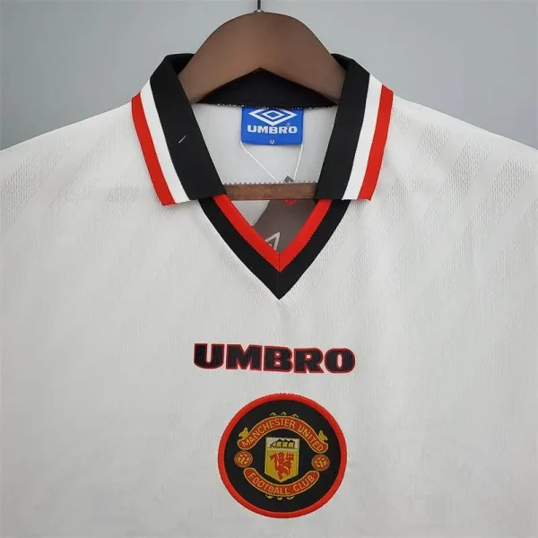 Manchester United 1996/97 Away Retro Jersey