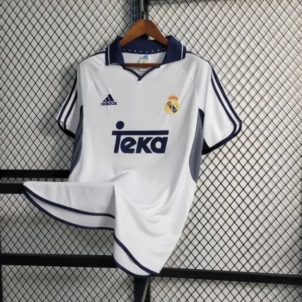 Real Madrid 2000/01 Home Retro Jersey