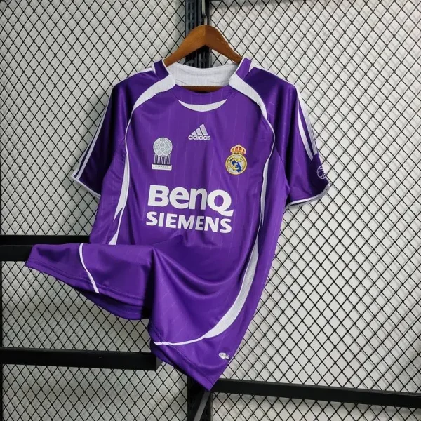 Real Madrid 2006/07 Third Retro Jersey