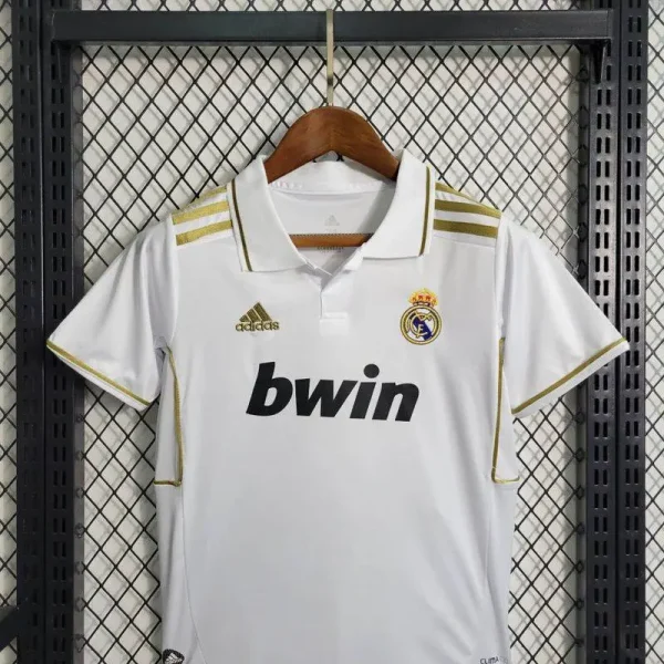 Real Madrid 2011/12 Home Kids Jersey And Shorts Kit