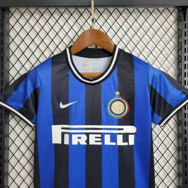 Inter Milan 2009/10 Home Kids Jersey And Shorts Kit