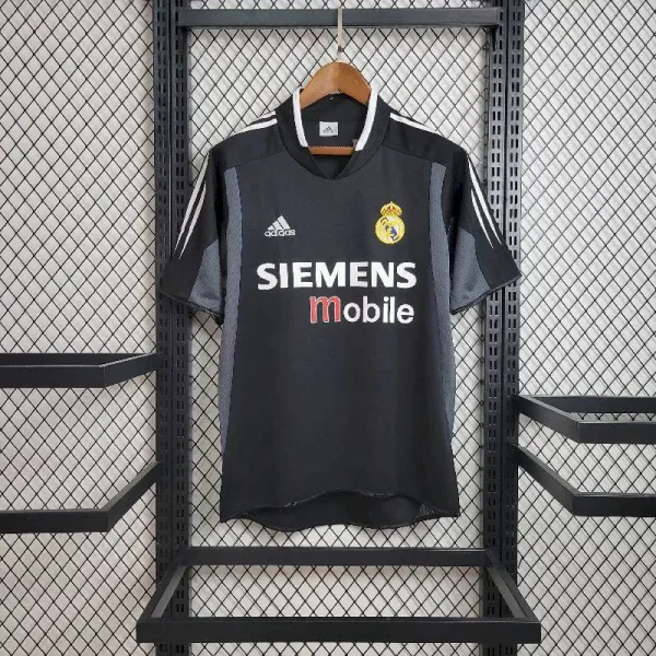 Real Madrid 2004/05 Away Retro Jersey