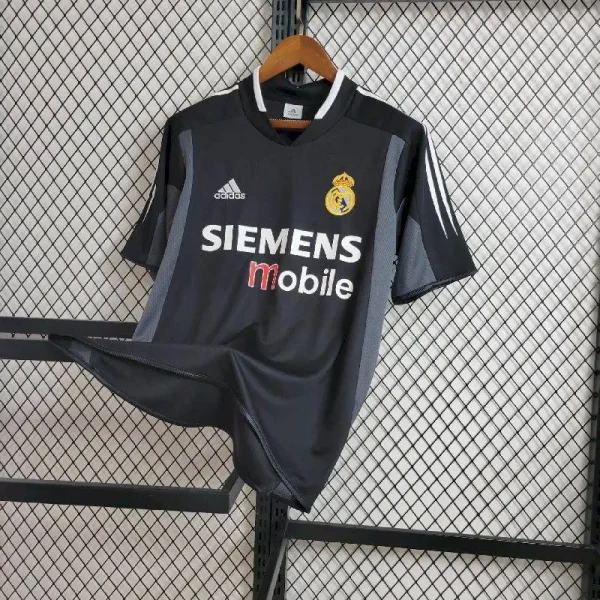 Real Madrid 2004/05 Away Retro Jersey